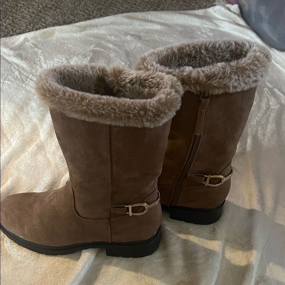 Anne Klein Brown Fur-Trimmed Winter Boots